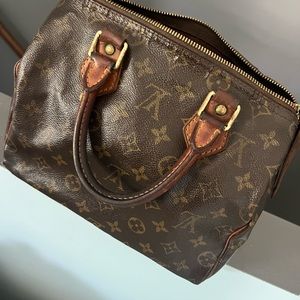 LV Speedy 25 Monogram